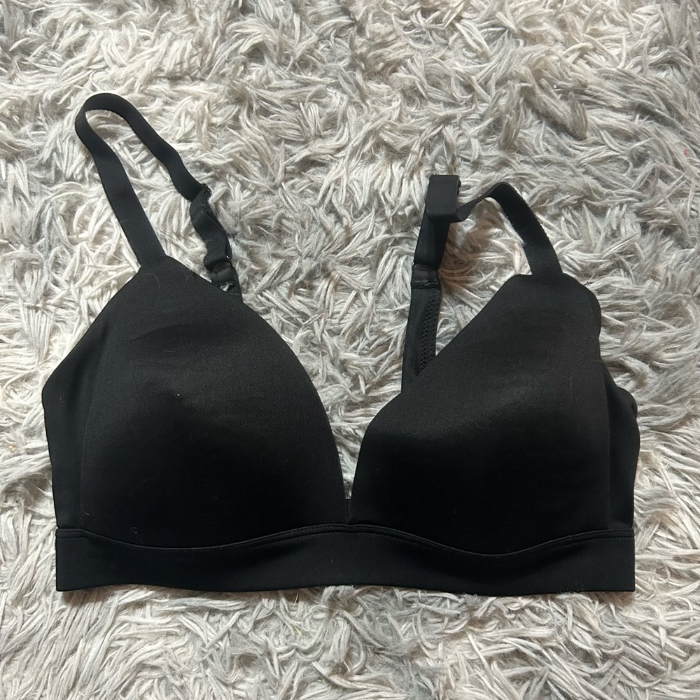 Auden Black Wireless Padded Bra